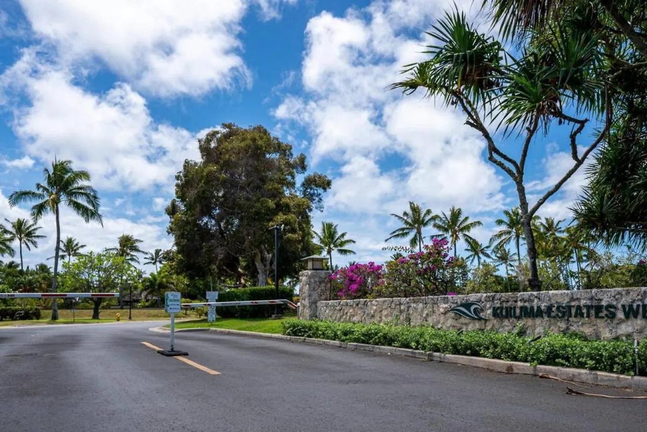 Beautiful Golf Course Front Near The Beach Kahuku United States